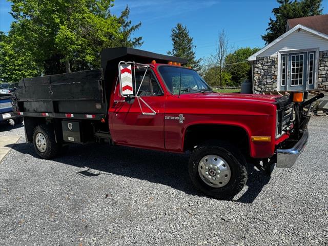 1987 Chevrolet R20 custom  deluxe - Photo 3
