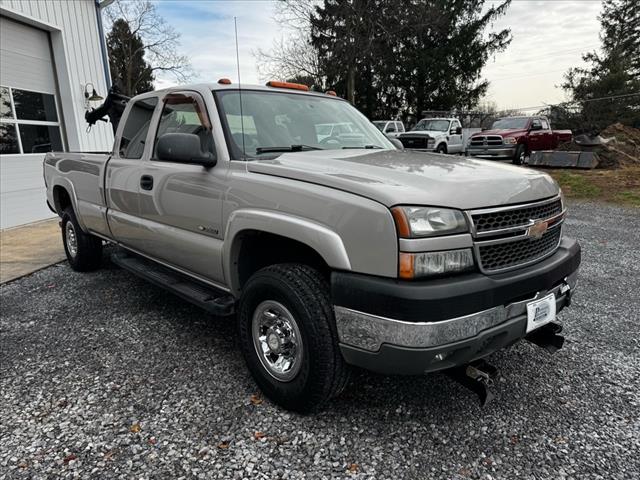 2005 Chevrolet Silverado 3500 LS - Photo 3