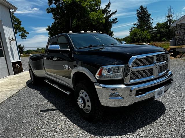 2015 RAM 3500 Laramie - Photo 3