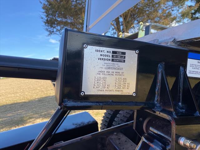 2017 International 4300 SBA Rollback - Photo 40