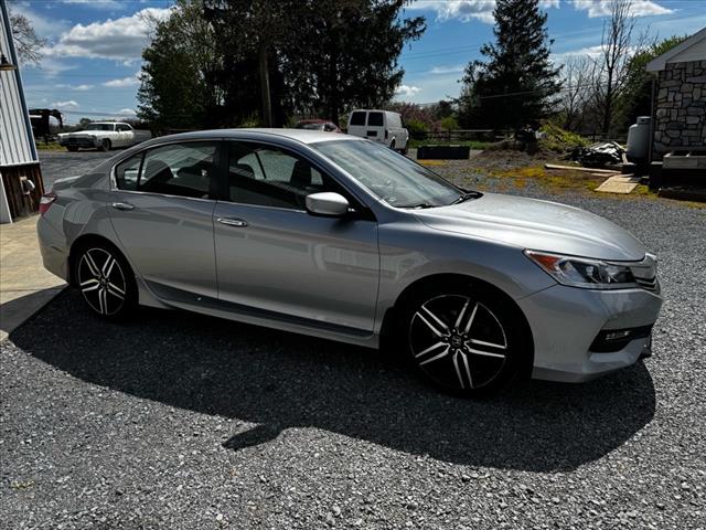 2017 Honda Accord Sport Special Edition - Photo 4