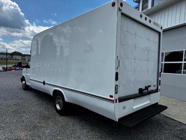 2015 Chevrolet Express 3500 - Photo 6