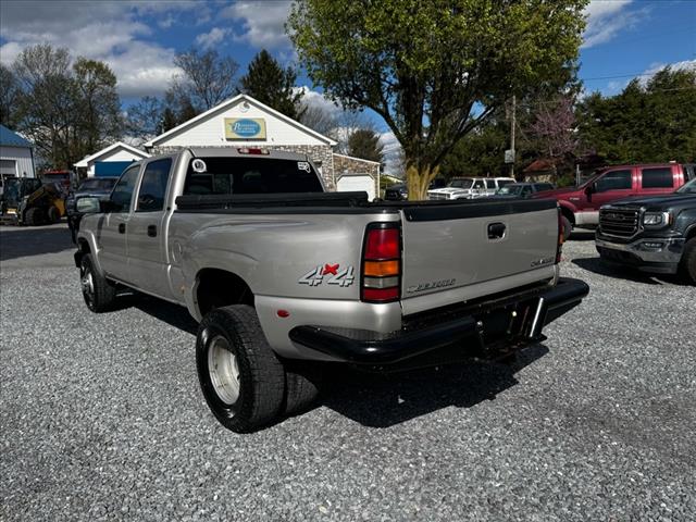2004 Chevrolet Silverado 3500 LS - Photo 6