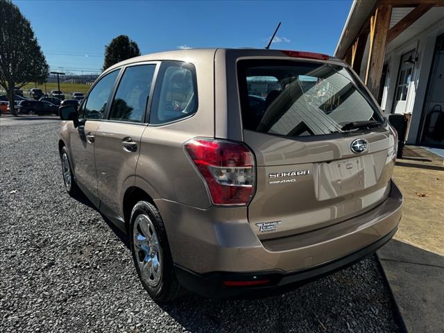 2015 Subaru Forester 2.5i - Photo 7
