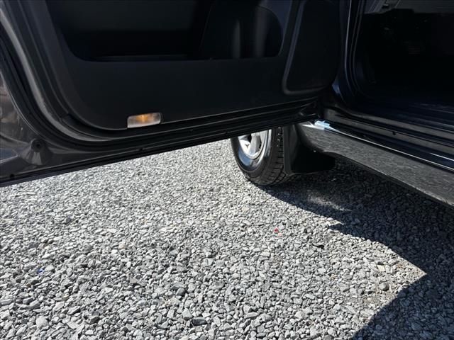 2011 Toyota 4Runner SR5 - Photo 9