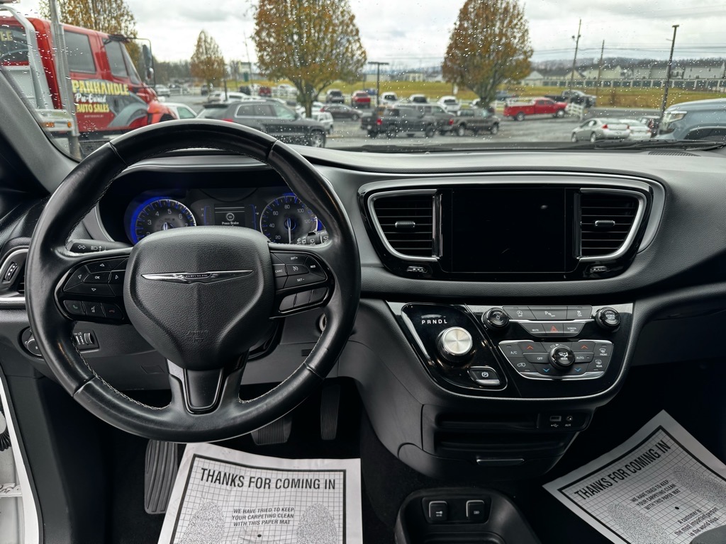 Additional photo of vehicle.