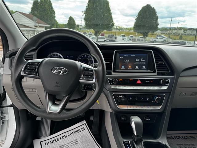 2018 Hyundai SONATA SE