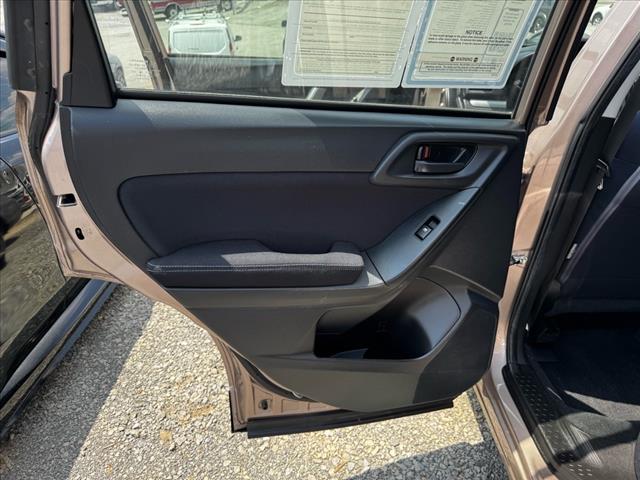 2015 Subaru Forester 2.5i