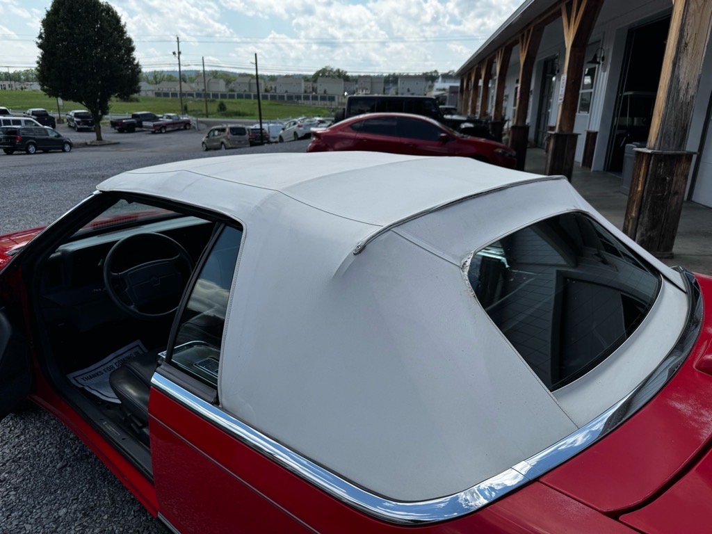 1989 Chrysler Lebaron - Photo 14