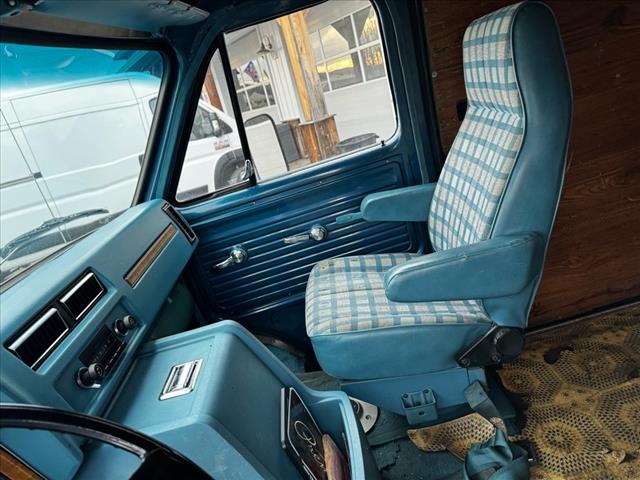 1977 Chevrolet caravan sport