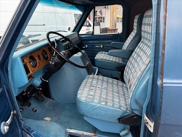 1977 Chevrolet caravan sport