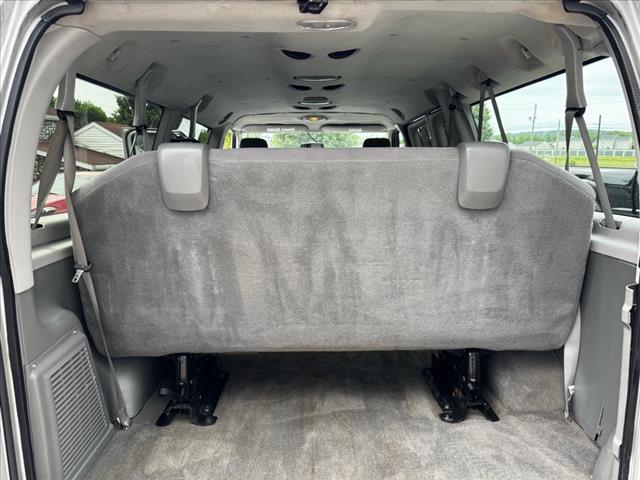 2012 Ford E-Series E-350 SD XLT