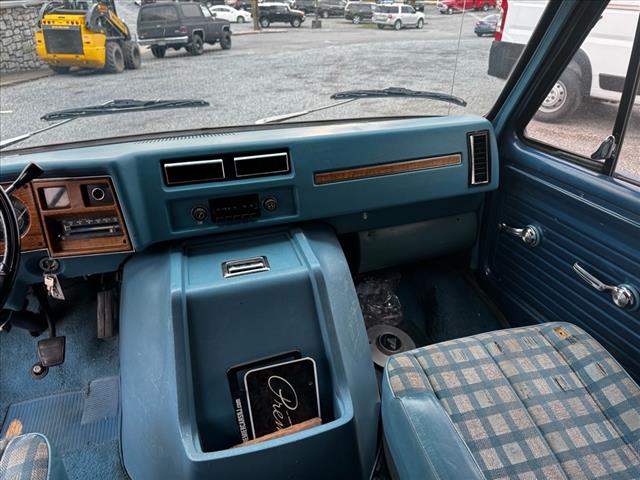 1977 Chevrolet caravan sport