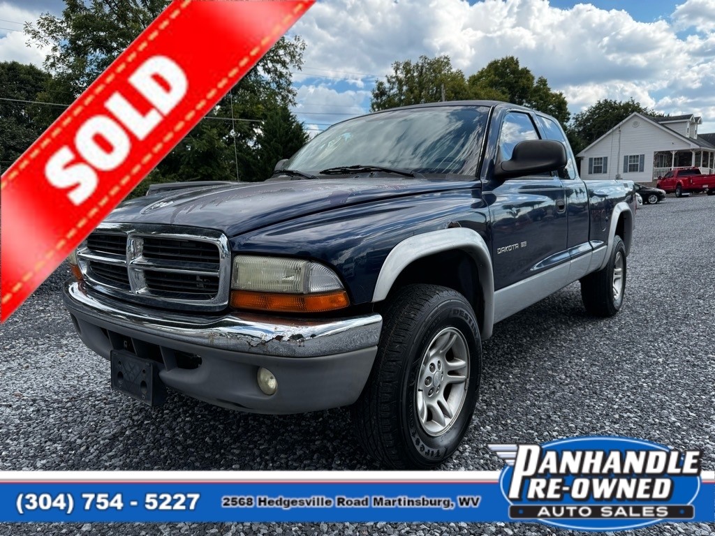 Atlantic Blue Pearlcoat/Bright Silver Metallic Cle 2002 Dodge Dakota SLT Club Cab 4WD Pickup Truck Four-Wheel Drive 4-Speed Automatic
