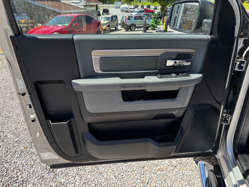 2014 RAM Ram 2500 Pickup Tradesman - Photo 21
