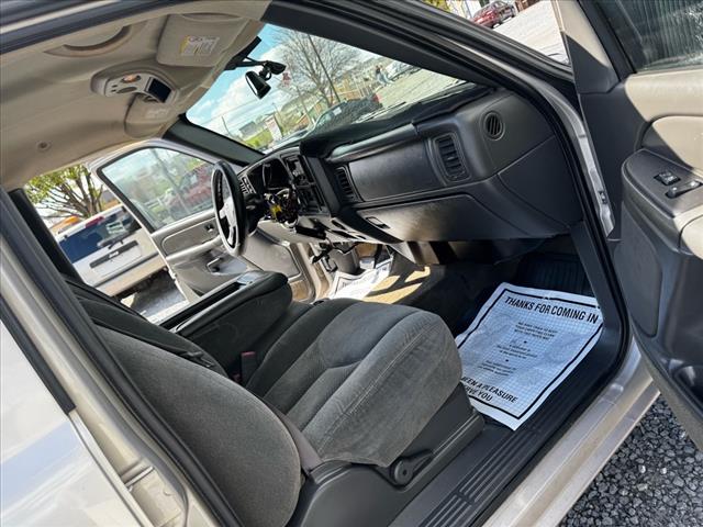 2004 Chevrolet Silverado 3500 LS