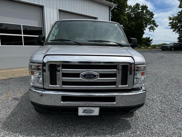 2012 Ford E-Series E-350 SD XLT