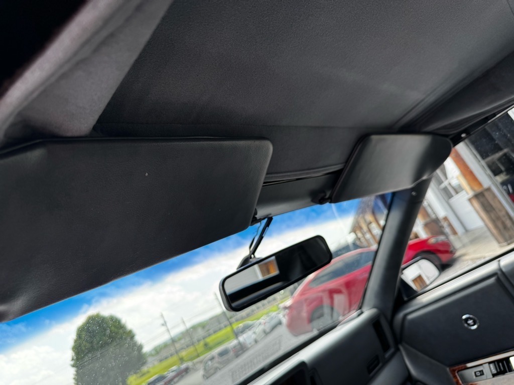 1989 Chrysler Lebaron - Photo 29