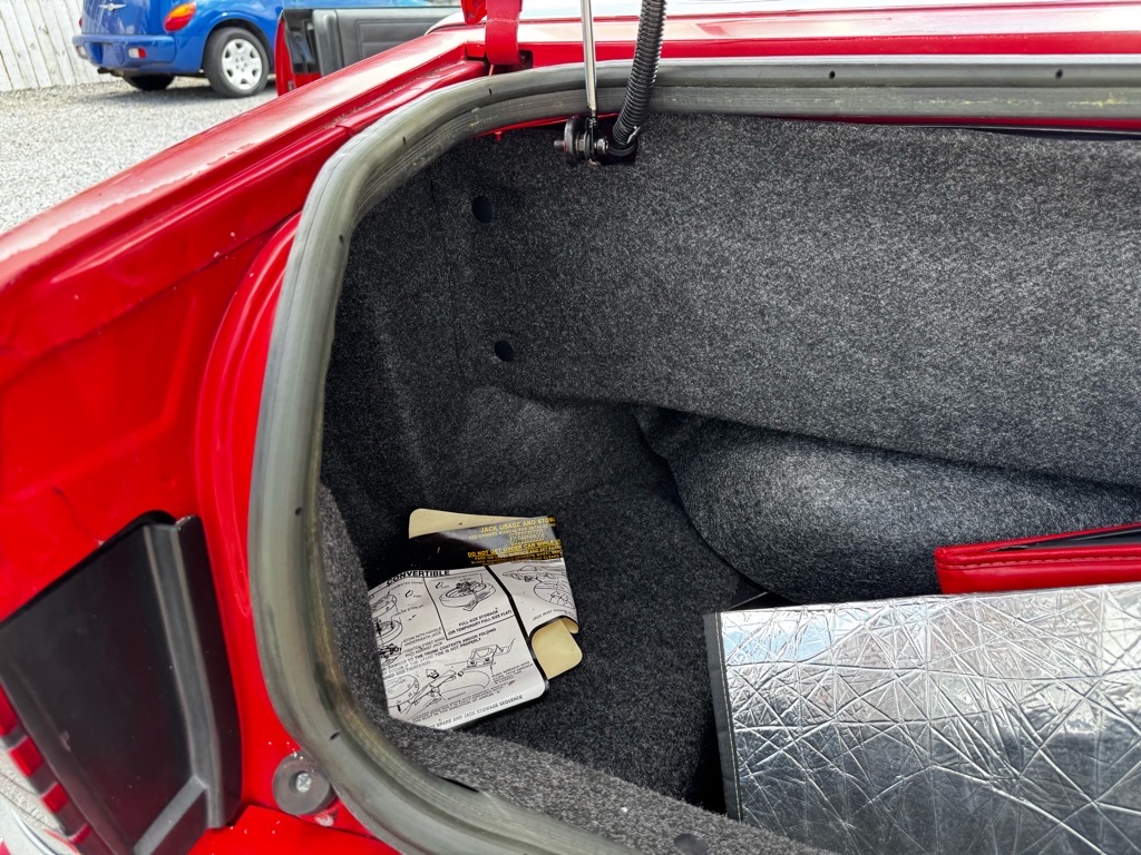 1989 Chrysler Lebaron - Photo 34