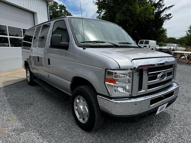 2012 Ford E-Series E-350 SD XLT