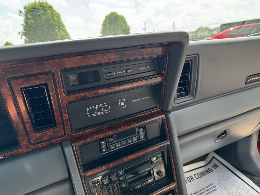 1989 Chrysler Lebaron - Photo 45