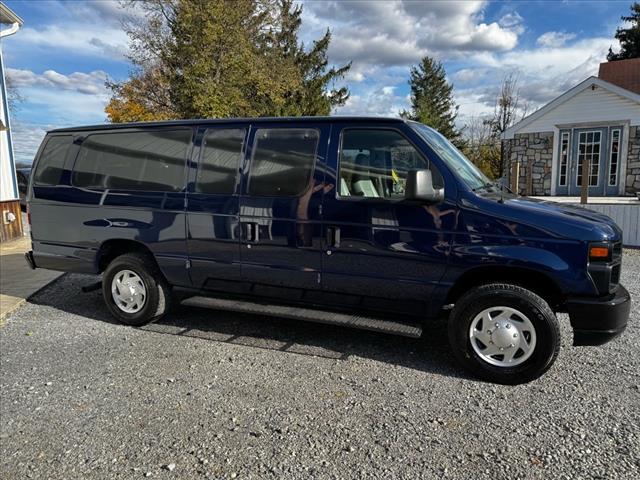 2012 Ford E-Series E-350 SD XL