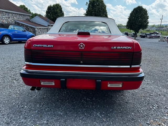 1989 Chrysler Le Baron Premium