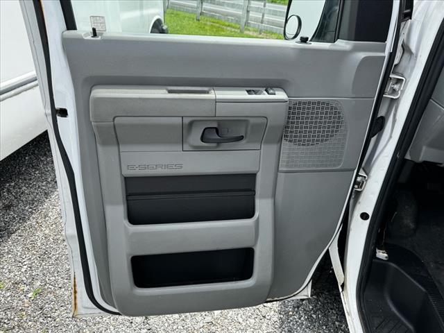2014 Ford E-Series E-150