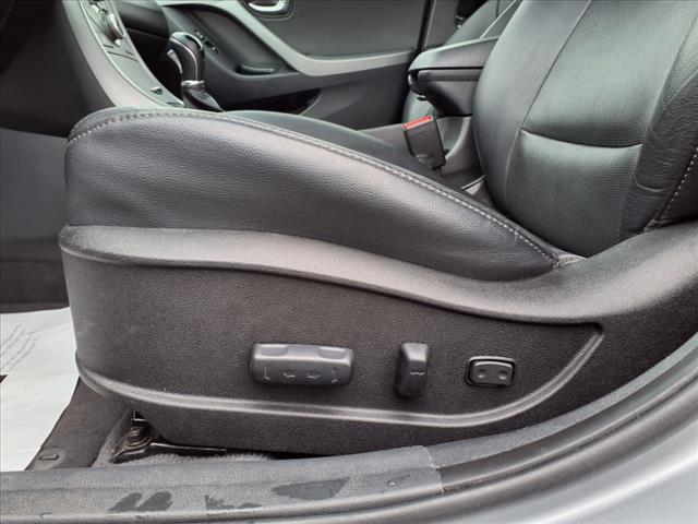 2015 Hyundai ELANTRA Limited
