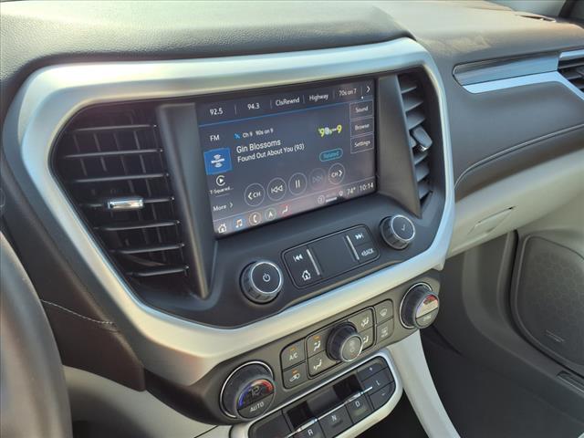 2023 GMC Acadia SLT