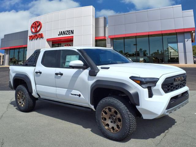 2025 Toyota Tacoma Trailhunter HV
