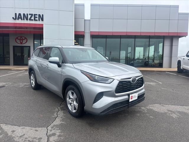 2022 Toyota Highlander L
