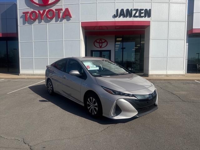 2022 Toyota Prius Prime XLE