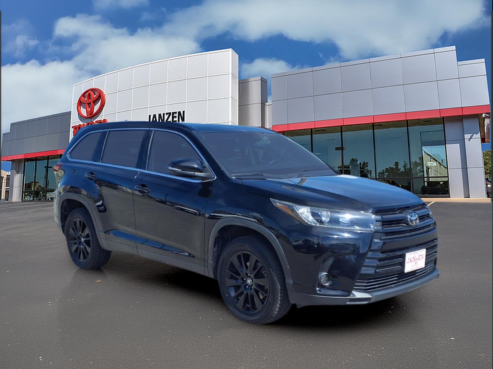 2019 Toyota Highlander SE FWD