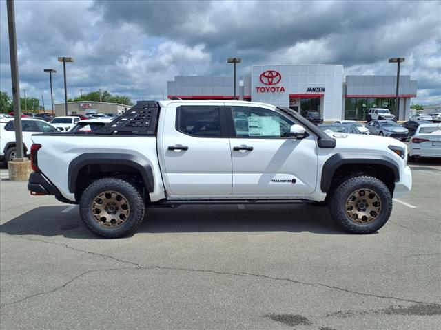 2025 Toyota Tacoma Trailhunter HV