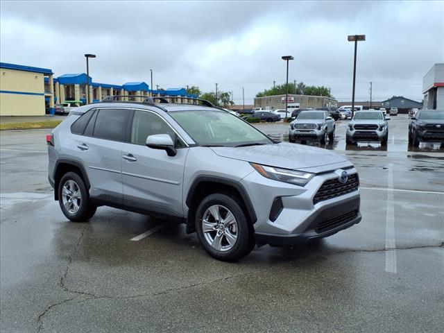 2022 Toyota RAV4 Hybrid XLE