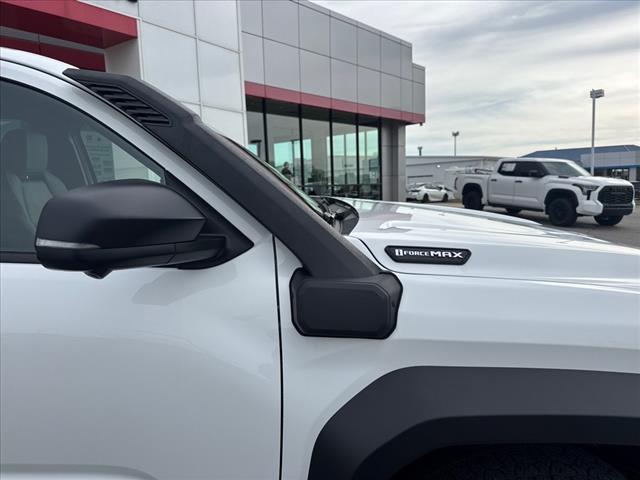 2025 Toyota 4Runner Trailhunter HV
