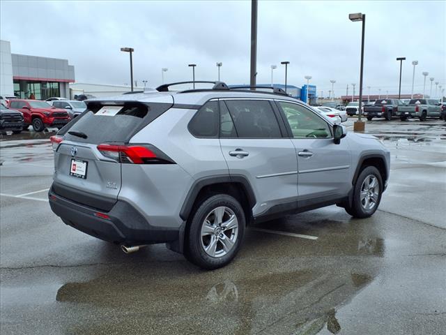 2022 Toyota RAV4 Hybrid XLE
