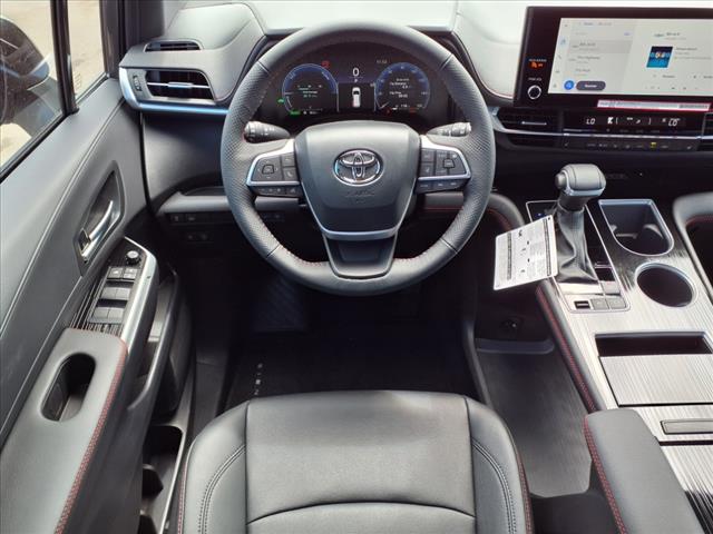 2025 Toyota Sienna XSE 7-Passenger