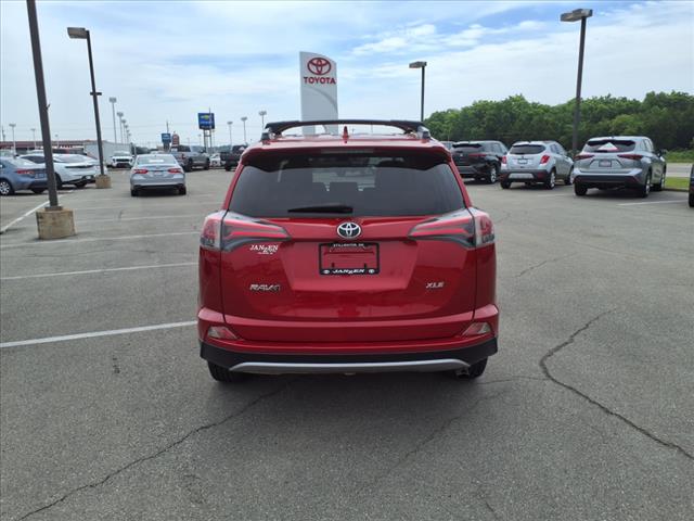 2017 Toyota RAV4 XLE