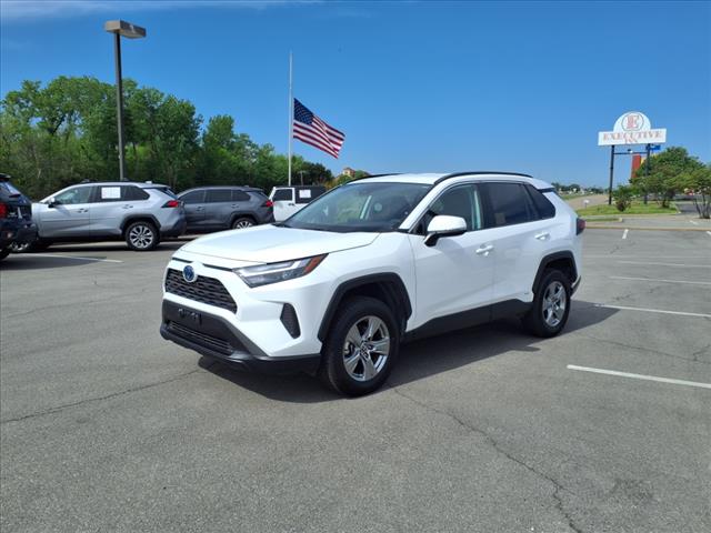2024 Toyota RAV4 Hybrid XLE