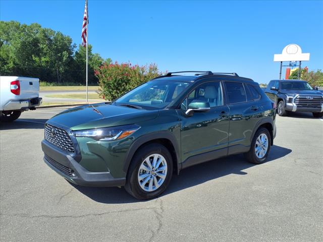 2024 Toyota Corolla Cross LE