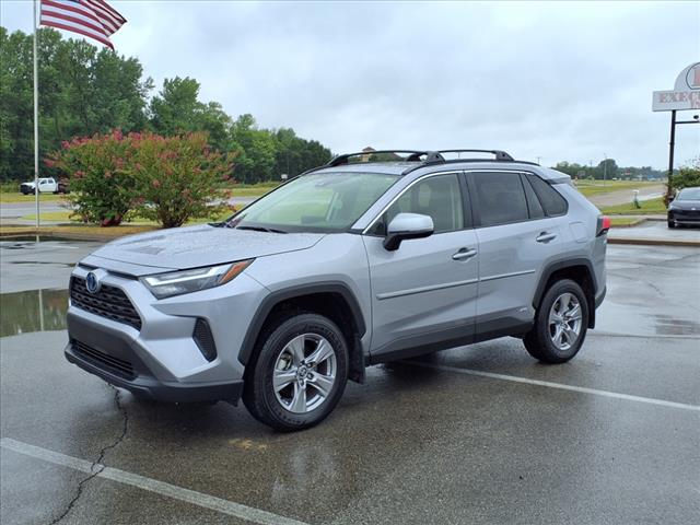 2022 Toyota RAV4 Hybrid XLE