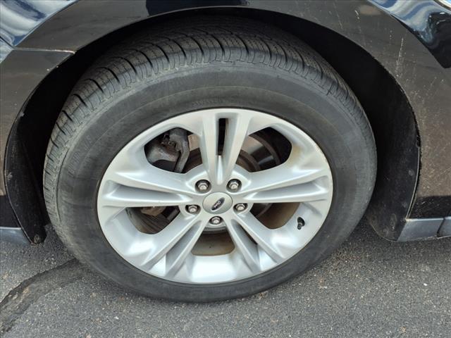 2018 Ford Taurus SEL AWD - Photo 10