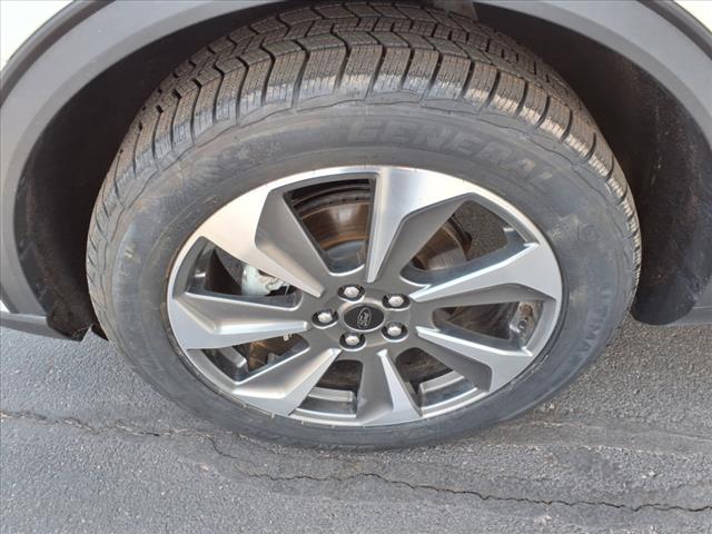 2023 Ford Escape Platinum AWD - Photo 10
