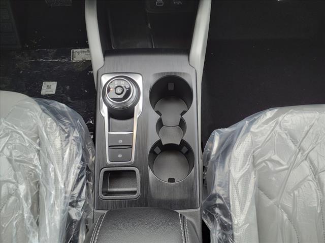 2025 Ford Escape Platinum - Photo 10