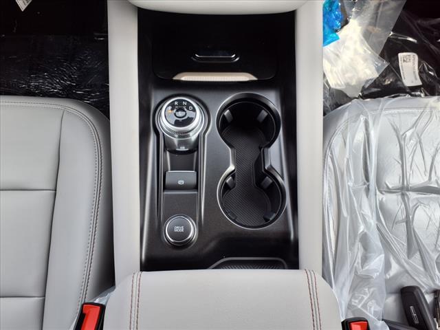 2025 Ford Explorer Active 4WD - Photo 10