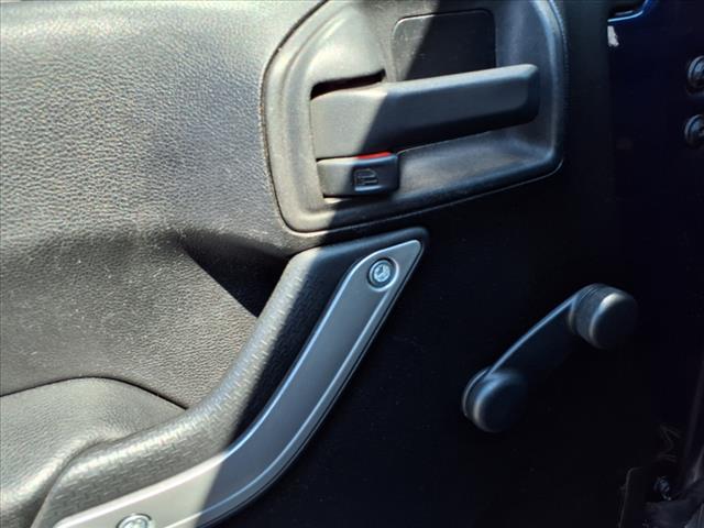 2013 Jeep Wrangler Sport - Photo 11
