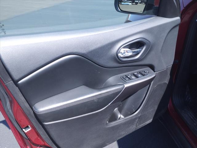 2019 Jeep Cherokee Latitude - Photo 11