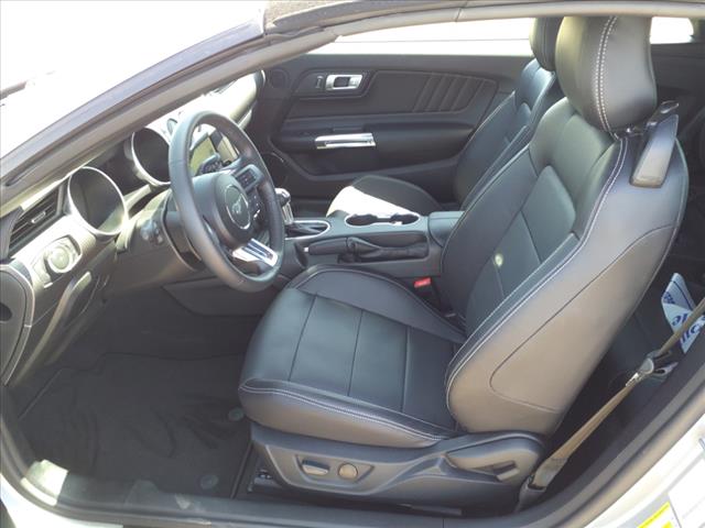2022 Ford Mustang GT Premium - Photo 11